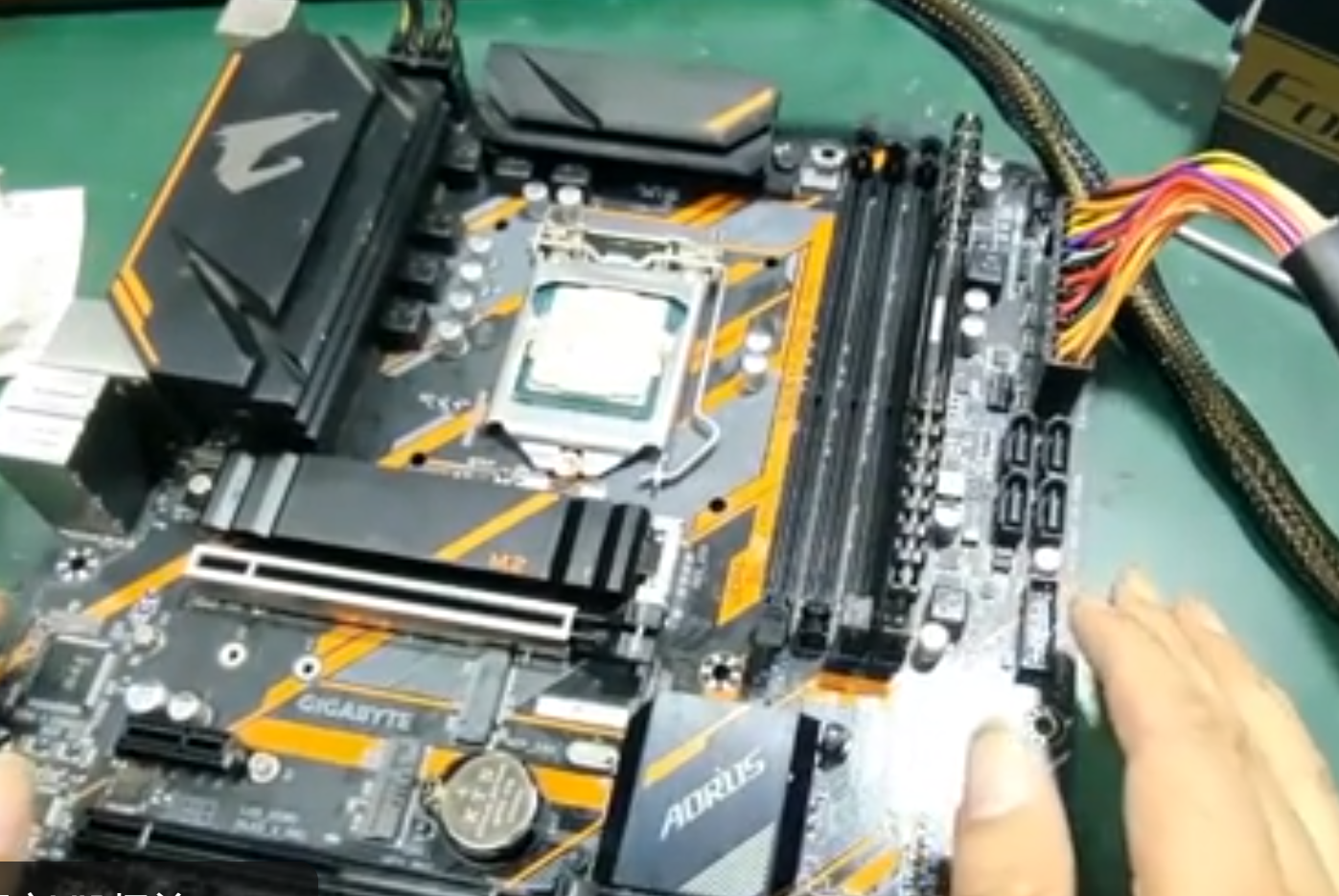 神舟戰神Z7M-CT7NK開機一會掉電維修案例 神舟維修中心 技術資訊 第1張-成都十五維修